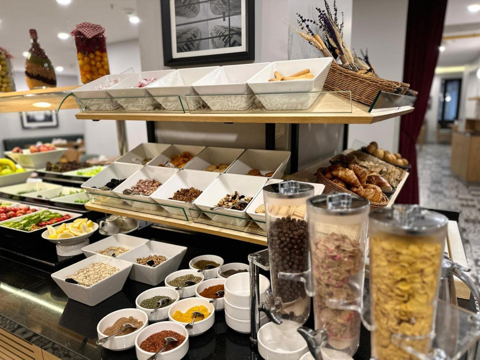 Akka Suites Taksim-Special Class Истанбул Екстериор снимка